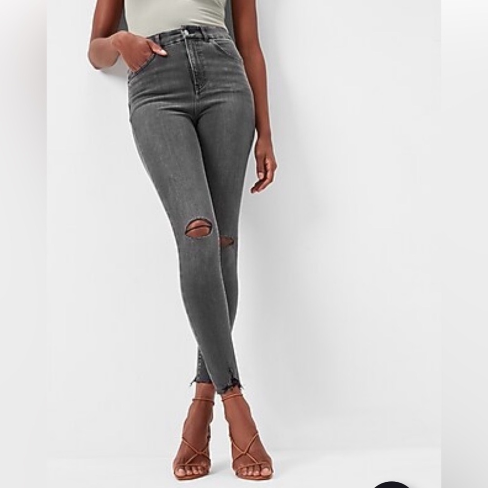 NWT Express High-Waisted Gray Skinny Super High Rise Jeans Size MEDIUM 6/8/10